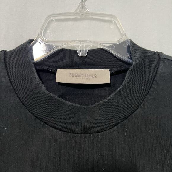 Fear Of God Essentials Men T-Shirt Black Size M Stretch Short Sleeve Cotton - Picture 3 of 9